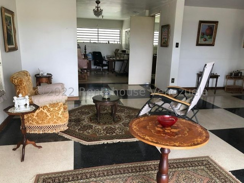 Imagen 10 de 13 de Casa Con Mucho Potencial Para Remodelar En Cumbres De Curumo Caracas 22-24516