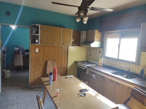 Casa 4 Ambientes Con Cochera