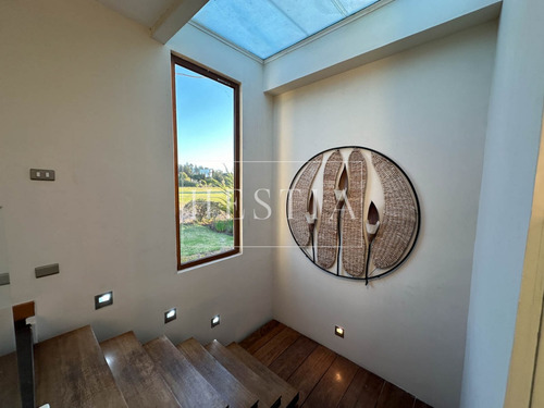 Luminosa Casa En Marbella