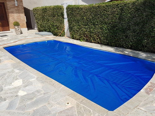 Imagem 5 de 9 de Capa Térmica Piscina 6x3 300 Micras 3x6 Inbrap
