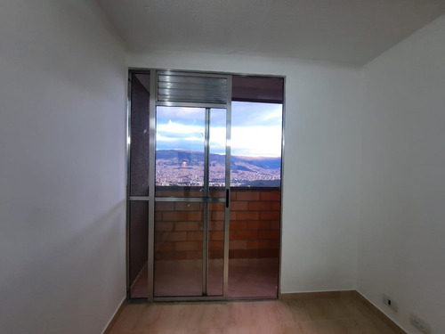 Apartamento En Venta Robledo Medellin (l)