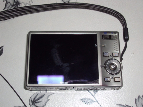 Câmera Digital Nikon Coolpix S710 Com Defeito Na Objetiva