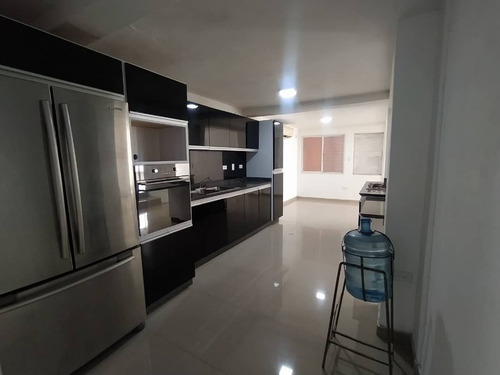 Imagen 5 de 19 de Casa - Quinta En Trigal Norte, Valencia. Negociable