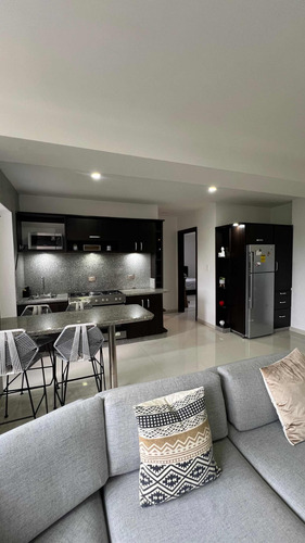 Apartamento En Venta En El Parral Res Omega (ac)