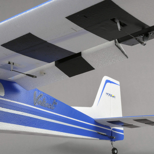 Avião Rc E-flite Valiant Bnf De 1,3 M Bnf Basic Com As3x E C
