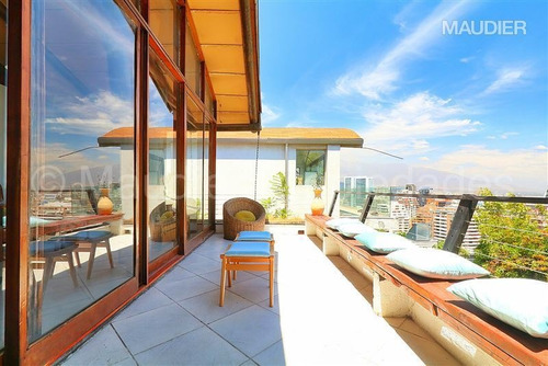 Casa En Venta De 3 Dormitorios En Las Condes
