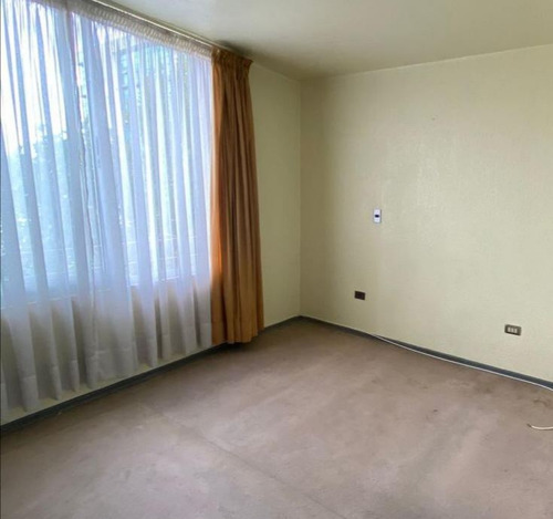 Departamento En Venta De 2 Dorm. En Centro De Concepción