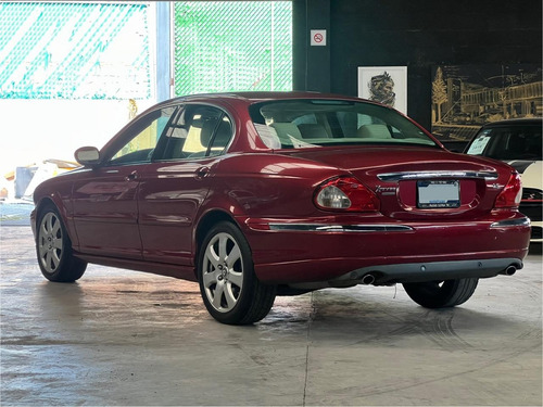 Jaguar X-Type 2.5 V6 At