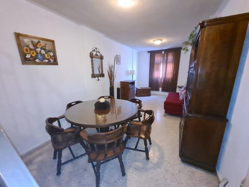 Venta De Hotel En El Centro Histórico, Con Opción A Diversos Giros Y Con Plusvalía Privilegiada, Ya Que Cuenta Con Uso Comercial Y De Servicios E Informe De Uso De Suelo Habitacional-comercial Y/o De