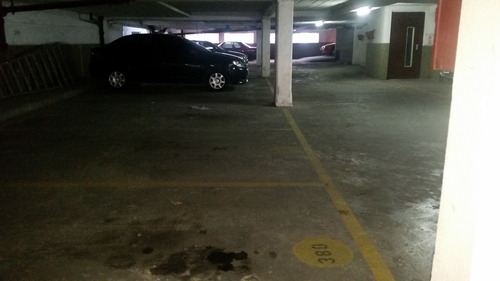 Imagen 3 de 6 de Cochera Fija Cubierta Bajas Expensas Microcentro Lavalle 658