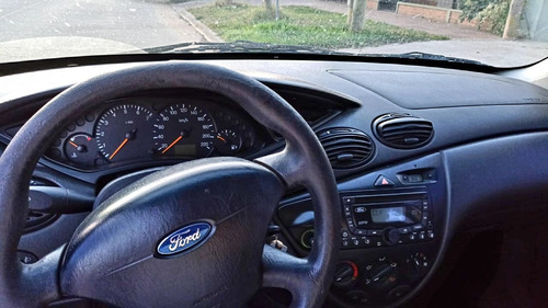 Imagen 4 de 8 de Ford Focus 2008 1.6 Ambiente Mp3