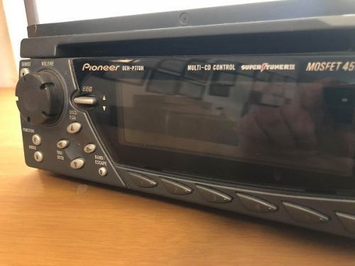 Som automotivo Pioneer DEH P77DH