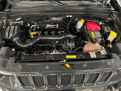 Jeep Renegade 1.8 4x2 Flex 16v Aut.