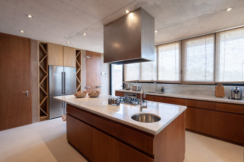 Quinta En Venta De 5 Dormitorios En Medellin Faro (ref: Atm-7031)
