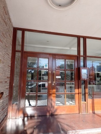 Imagen 13 de 14 de Venta De Departamento Dos Ambientes Frente A La Plaza Colon