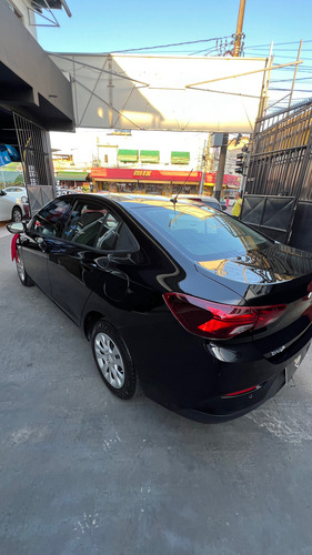Chevrolet Onix plus 1.0 Lt 4p