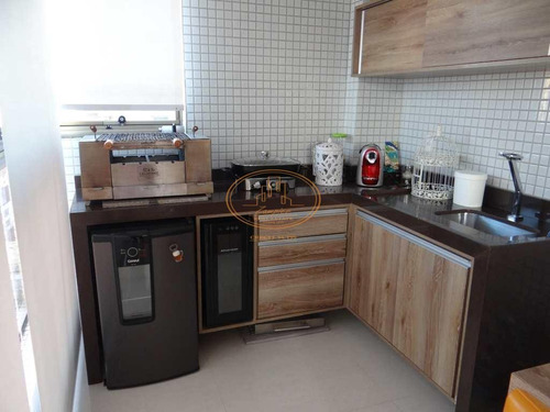 Apartamento Com 3 Dormitório(s) Localizado(a) No Bairro Embaré Em Santos / Santos - 6691