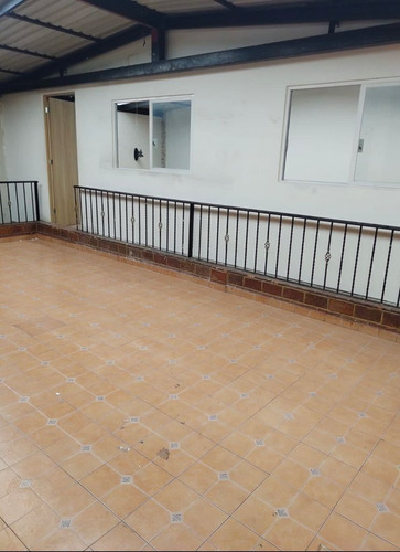 Imagen 6 de 7 de Se Renta Bodega, Salon De Eventos,almacén O Salon De Baile