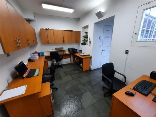 Imagen 4 de 10 de Excelente Oficina-casa Comercial En Venta En Providencia