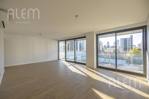 Departamento De 3 Ambientes En Venta En Las Lomitas Street