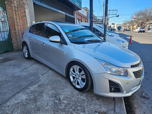 Chevrolet Cruze 1.8 Ltz Mt 5 p