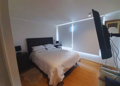 Departamento En Venta De 4 Dorm. En Papudo