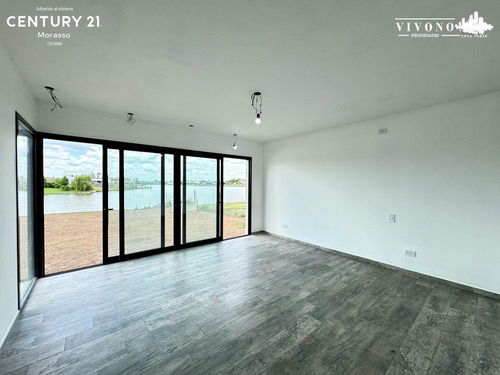 Casa En Venta A Laguna En San Sebastian - A Estrenar
