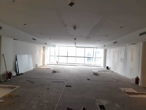Imagen 14 de 14 de Oficina Comercial · 140 M² · Sobre Av Libertador 1 Cochera