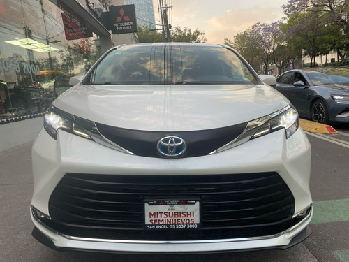 Toyota Sienna 3.5 Xle At