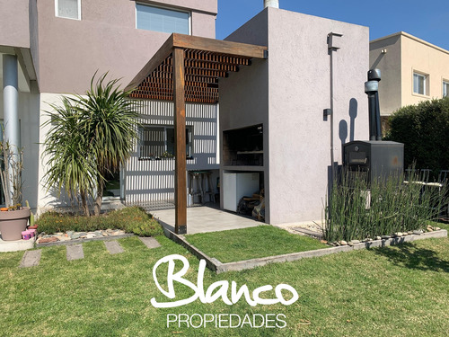 Casa En Venta En El Cantón, Escobar, G.b.a. Zona Norte