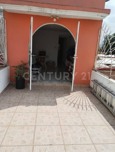 Casa En Hacienda Tlalmimilolpan Beta 1
