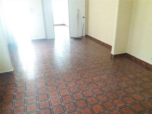 Imagem 3 de 30 de Casa Enorme Em Otimo Estado Bom Para Morar Com Sua Familia Casa Bem Espaçosa Proximo Tambem De Mercados Farmacias Praia Do Itarare Em Uma Das Melhores Ruas De São Vicente Tambem Fica Proximo Do Batal