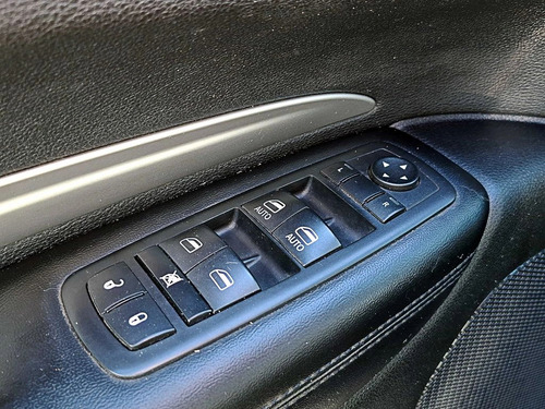 Dodge Durango SXT 3.6 AT