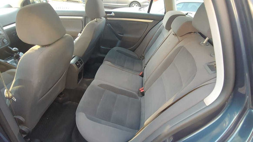 Volkswagen Vento 2.5 Variant Advance 170cv 2008