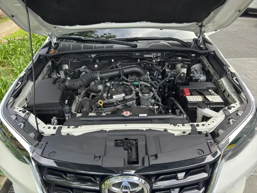 Toyota Fortuner Srv 2022 2.7cc 4x2 At