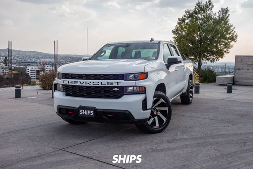 Chevrolet Silverado 4.3 V6 2500 Wt Doble Cabina 4x4 At
