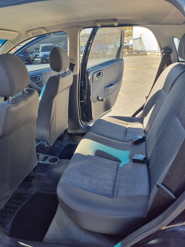 Chevrolet Corsa 2 1.8 Gl Aa+da
