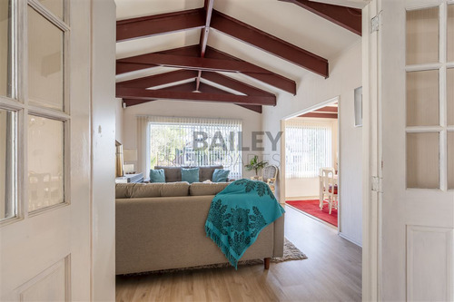 Casa En Venta De 5 Dormitorios (cercana A Jumbo Montemar)