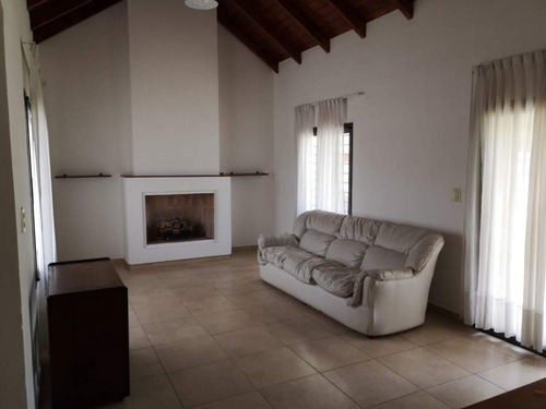 Imagen 14 de 21 de Vendo Casa En Housing 3 Dormitorios En Una Planta Con Renta