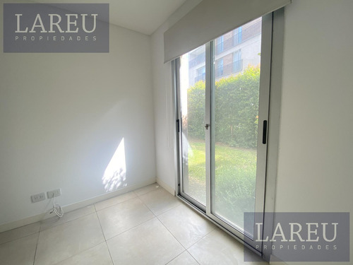 Departamento Con Jardin De 2 Dormitorios En Venta En Vilahaus, Pilar