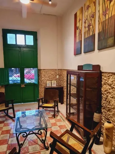 Hermosa Casa Colonial En Renta En El Puerto De Progreso Sobre Avenida