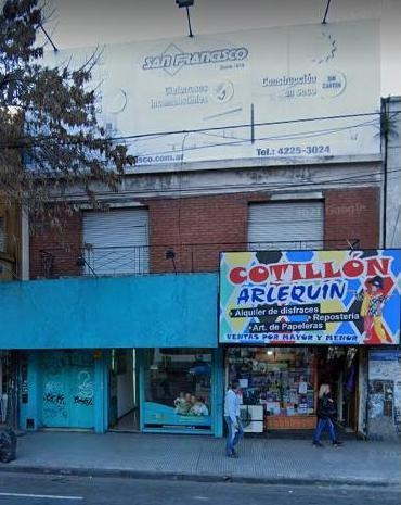 Imagen 2 de 4 de Venta Local 6,60 X 13,85 Sobre Av. Hipolito Yrigoyen Al 4300 Lanús Oeste Centro.