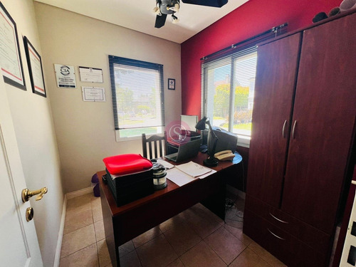 Casa En Venta En Bermudas, Pilar, G.b.a. Zona Norte