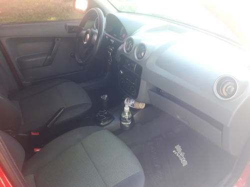 Imagen 11 de 14 de Vw Gol Power 1.4. Modelo 2012. 5 Puertas