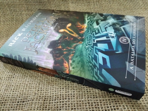 Livro Percy Jackson E Os Olimpianos. 4 - A Batalha Do Labiri