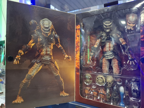 Predator Stalker Ultimate - Predador 2- 30th Annivers - Neca