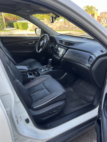 Nissan X-Trail 2.5 Exclusive 2 Row Cvt