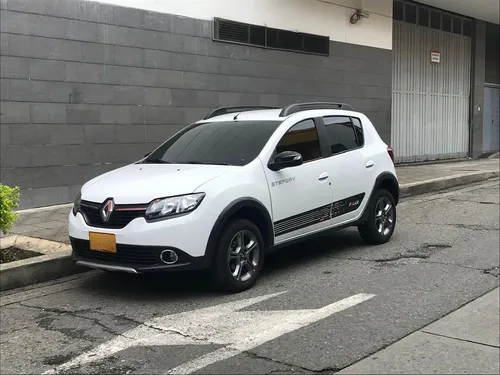 Renault Stepway 1.6 Intense Automática