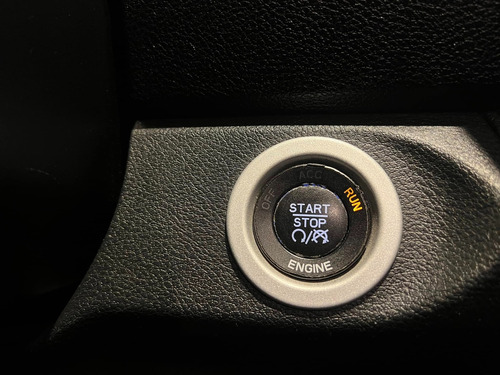 RAM 1500 5.7 Laramie Atx V8