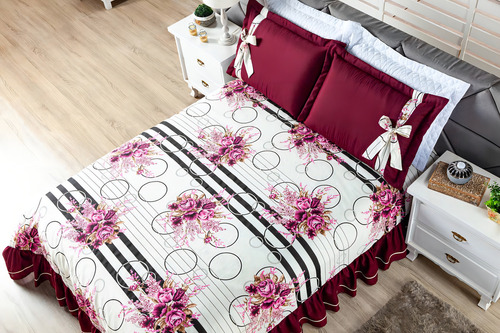 Kit Cobre Leito Casal Padrão Com Babado E Laço 3 Peças Cor Vinho Floral